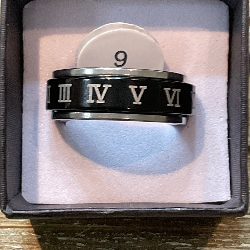 New Unisex Roman Numeral Stainless Steel Anxiety Spinner Ring 2 Tone Size 9 - Picture 5 of 8